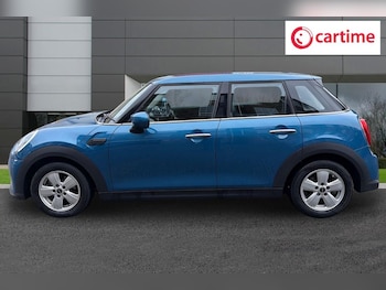 Used MINI Hatch 2023 for sale - 78702407: Photo