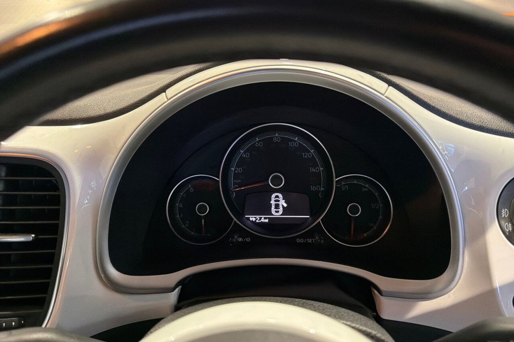 Used Volkswagen Beetle 2017 for sale - 76740168: Photo 15