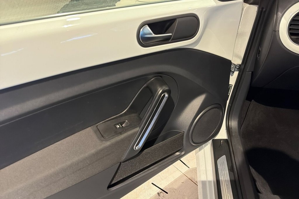 Used Volkswagen Beetle 2017 for sale - 76740168: Photo 20