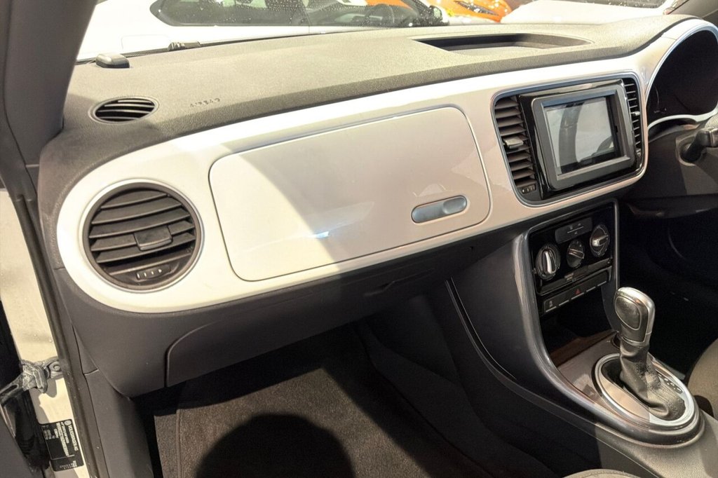 Used Volkswagen Beetle 2017 for sale - 76740168: Photo 21