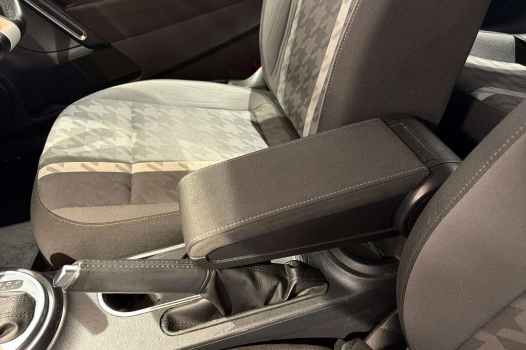 Used Volkswagen Beetle 2017 for sale - 76740168: Photo 22