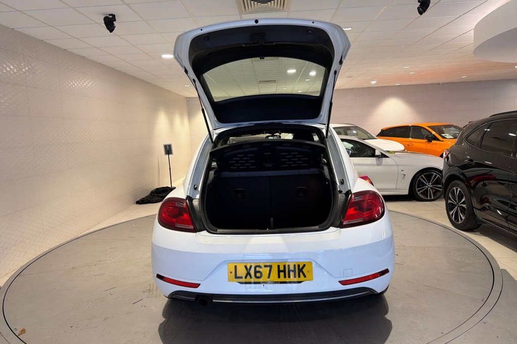 Used Volkswagen Beetle 2017 for sale - 76740168: Photo 23