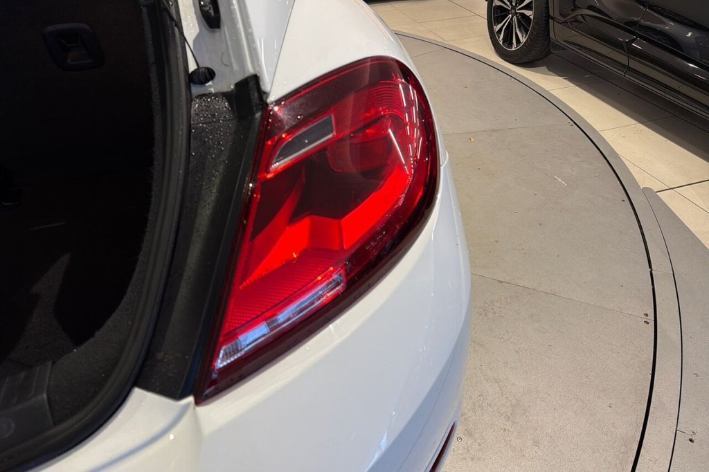 Used Volkswagen Beetle 2017 for sale - 76740168: Photo 25
