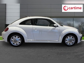 Used Volkswagen Beetle 2017 for sale - 76740168: Photo