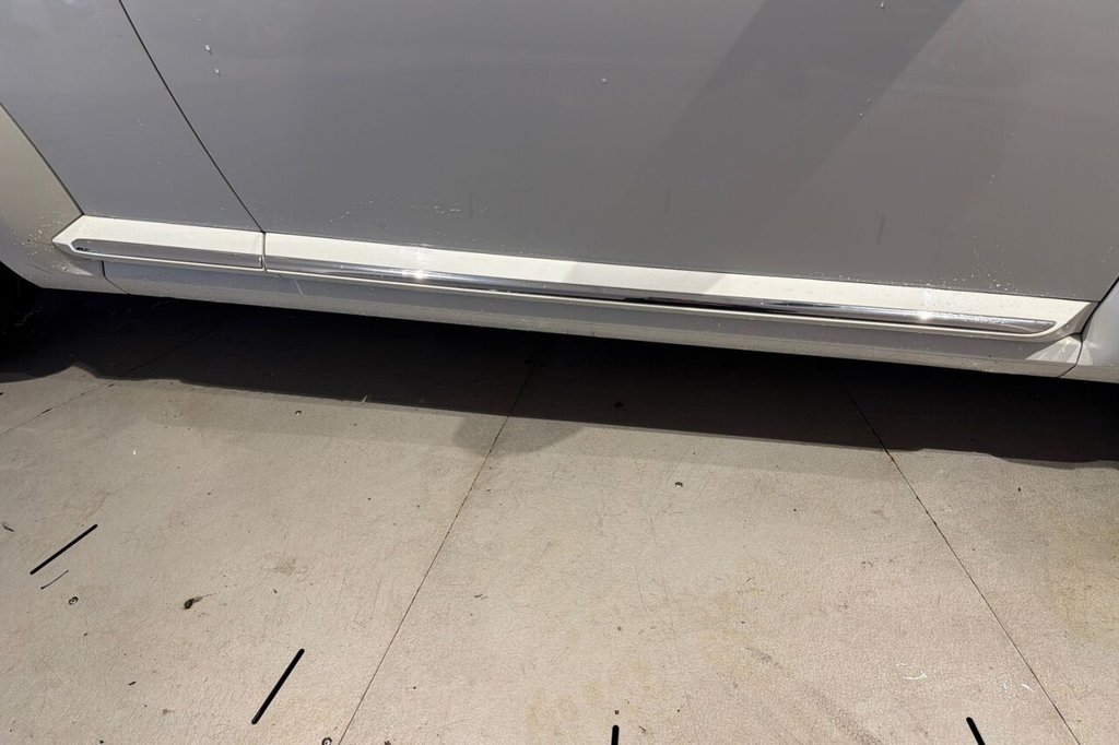 Used Volkswagen Beetle 2017 for sale - 76740168: Photo 32