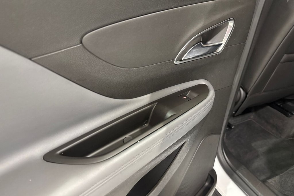 Used Vauxhall Mokka 2015 for sale - 76841596: Photo 34