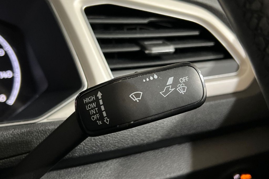 Used Volkswagen T-Roc 2021 for sale - 76429580: Photo 26