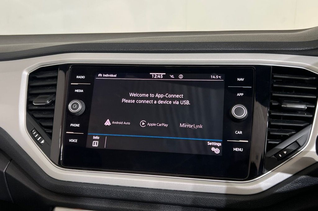 Used Volkswagen T-Roc 2021 for sale - 76429580: Photo 28