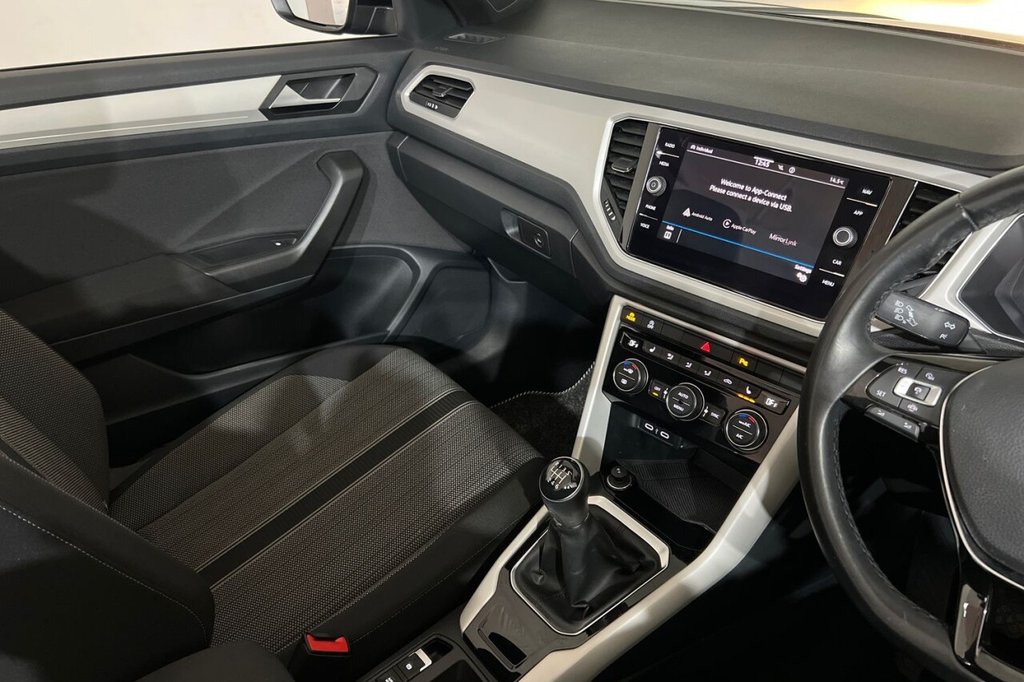 Used Volkswagen T-Roc 2021 for sale - 76429580: Photo 30