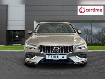 Used Volvo V60 2018 for sale - 78793040: Photo