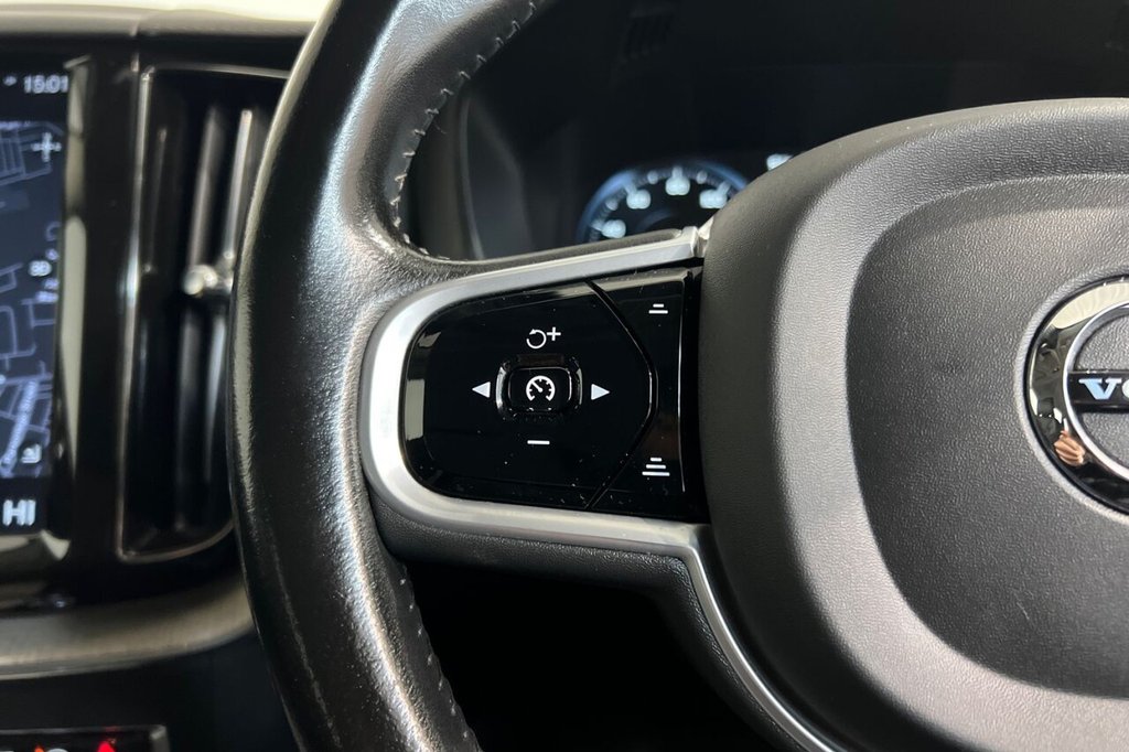 Used Volvo XC60 2020 for sale - 77226625: Photo 25