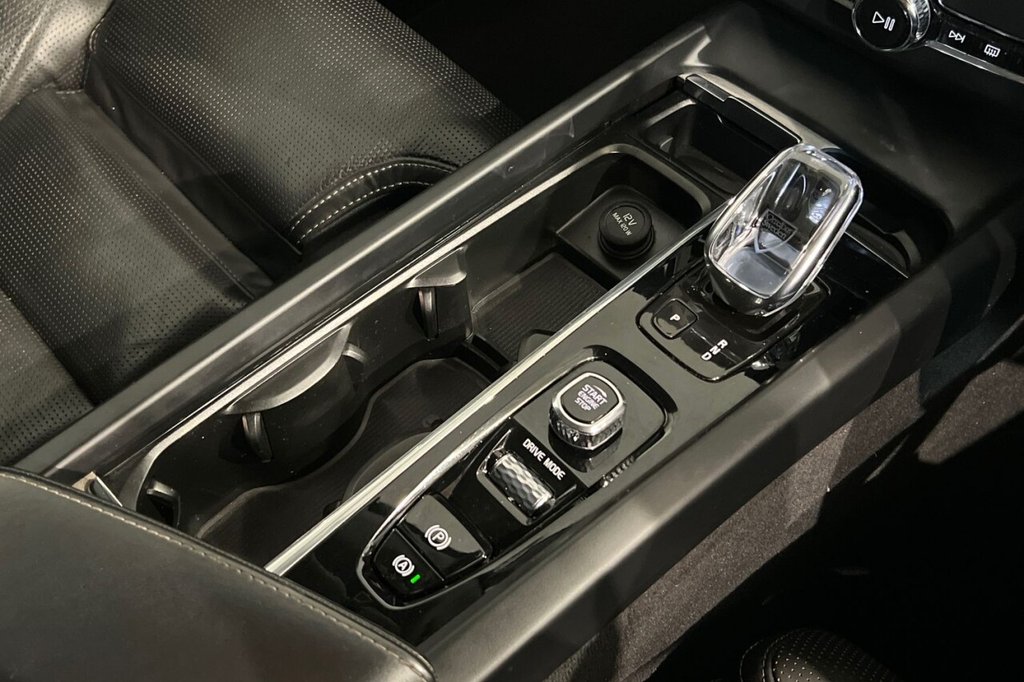 Used Volvo XC60 2020 for sale - 77226625: Photo 35