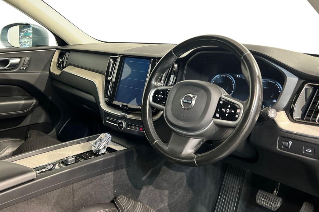 Used Volvo XC60 2020 for sale - 77226625: Photo 9