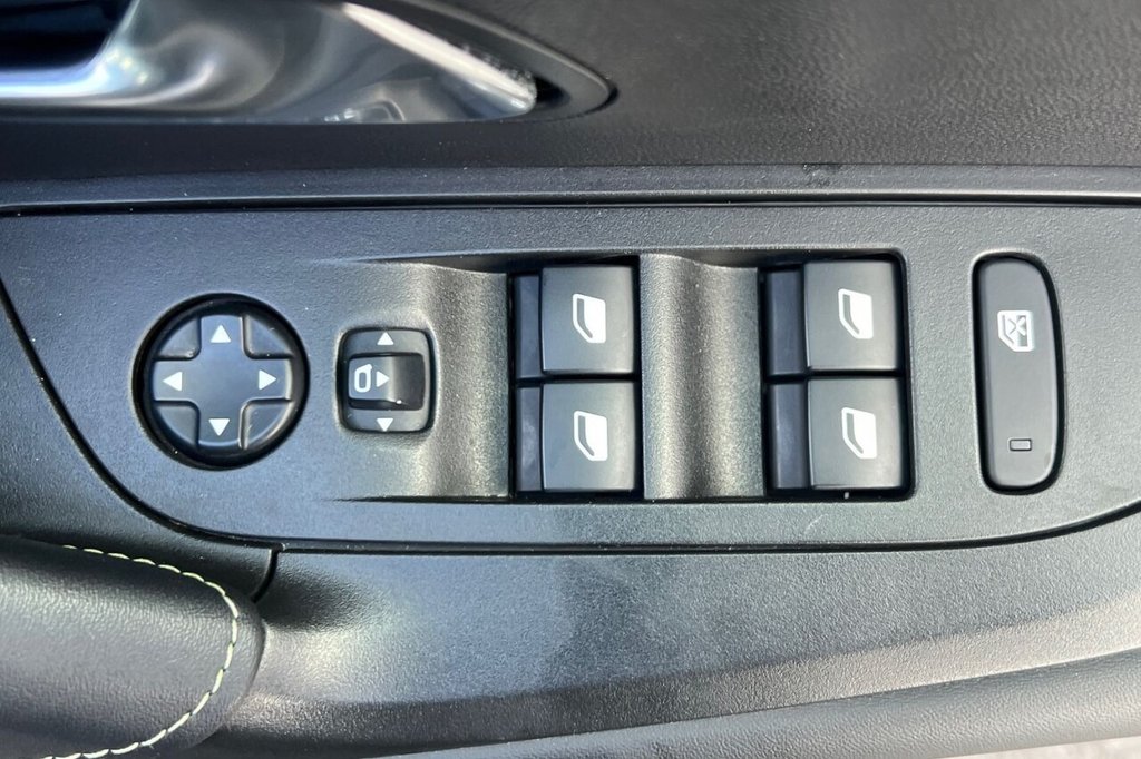 Used Peugeot 2008 2022 for sale - 77647880: Photo 26