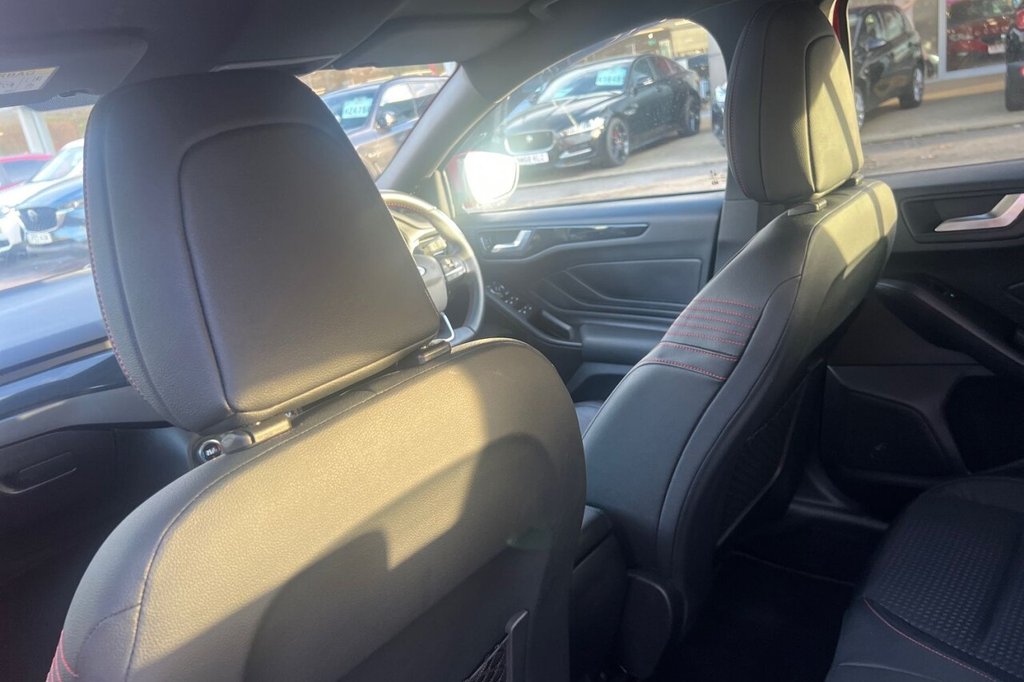 Used Ford Focus 2021 for sale - 76999220: Photo 35