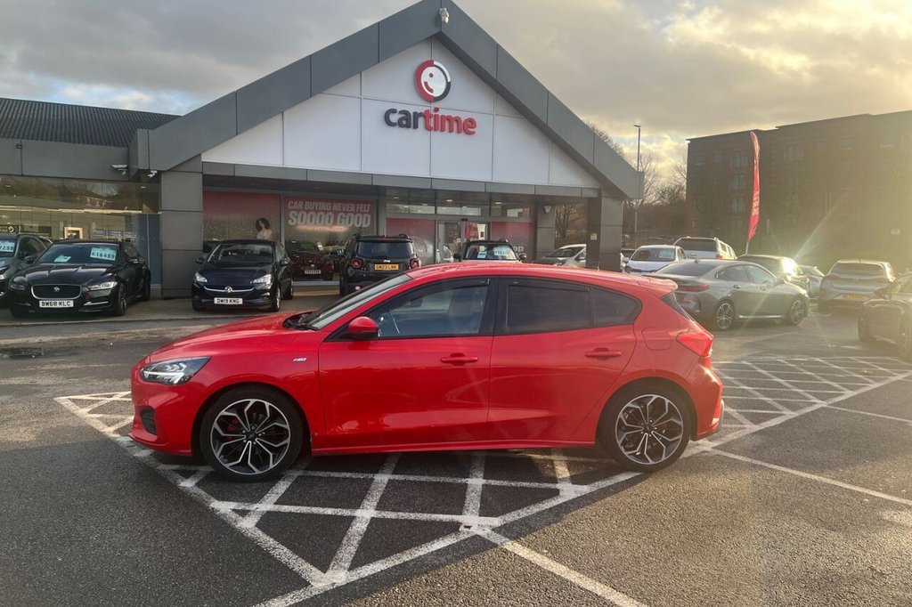 Used Ford Focus 2021 for sale - 76999220: Photo 40