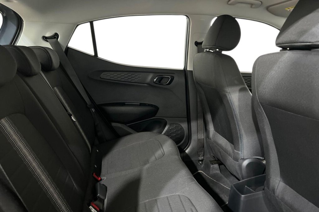 Used Hyundai i10 2021 for sale - 76883030: Photo 10