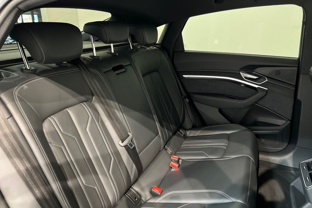 Used Audi e-tron 2022 for sale - 76642190: Photo 30