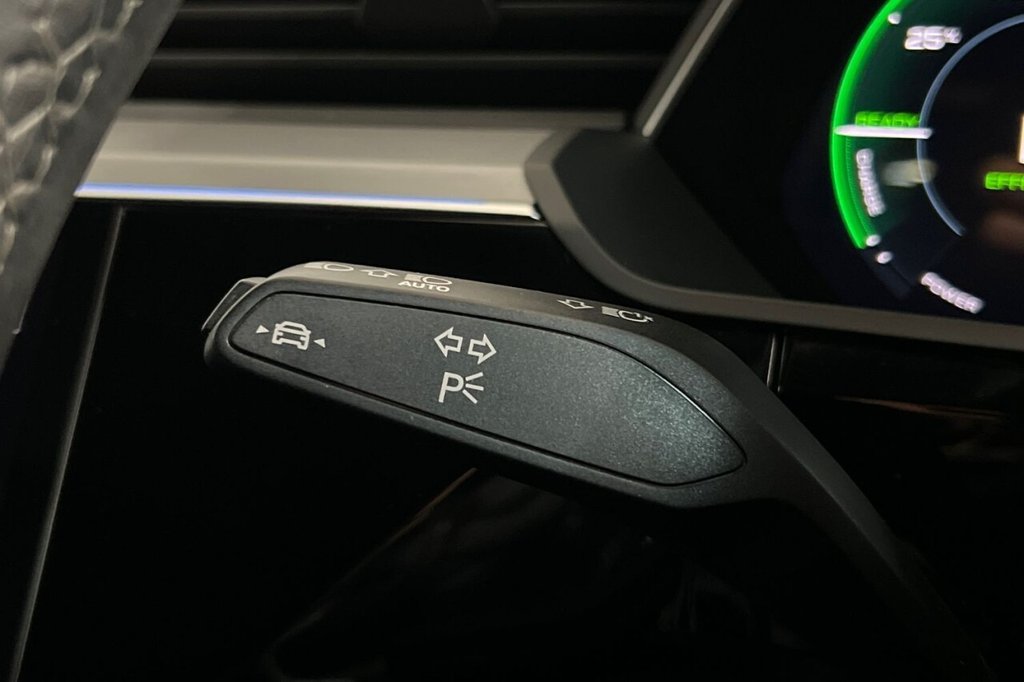 Used Audi e-tron 2022 for sale - 76642190: Photo 33