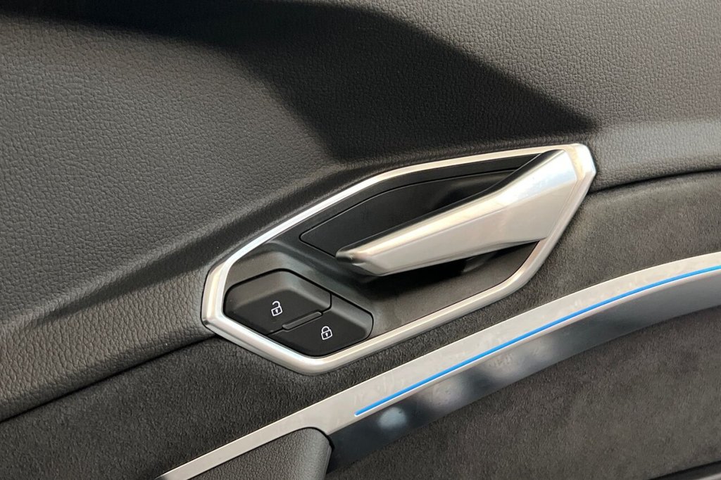 Used Audi e-tron 2022 for sale - 76642190: Photo 39