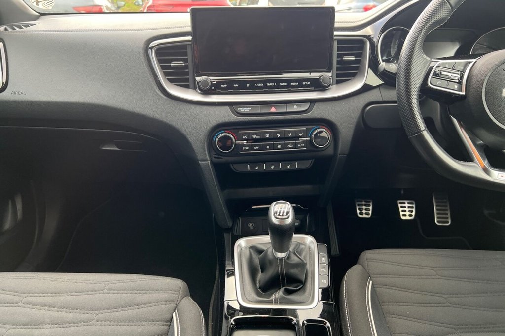 Used Kia XCeed 2023 for sale - 76717168: Photo 17