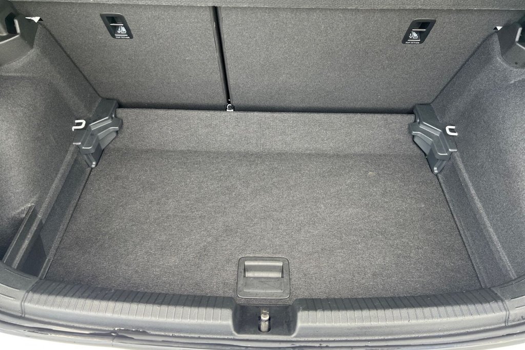 Used Volkswagen Polo 2023 for sale - 77632119: Photo 35