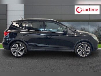 Used SEAT Arona 2024 for sale - 78543996: Photo
