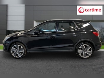 Used SEAT Arona 2024 for sale - 78543996: Photo
