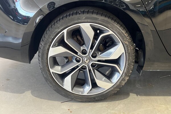 Used Renault Megane 2018 for sale - 75548265: Photo 16
