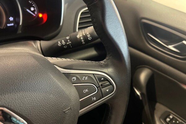 Used Renault Megane 2018 for sale - 75548265: Photo 27