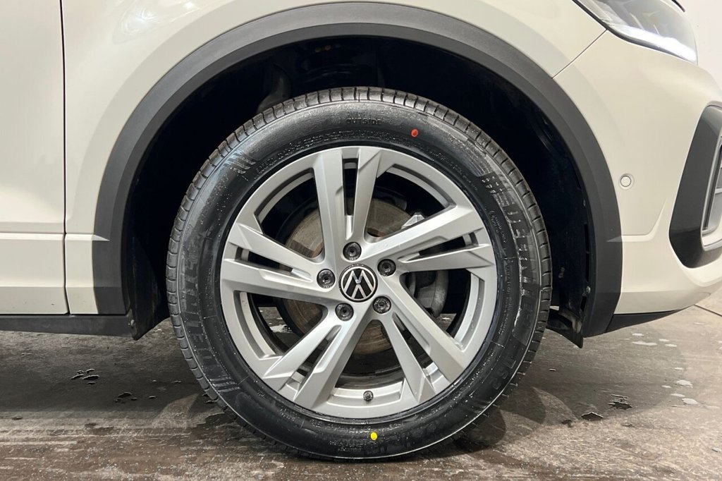 Used Volkswagen T-Roc 2023 for sale - 77369017: Photo 14