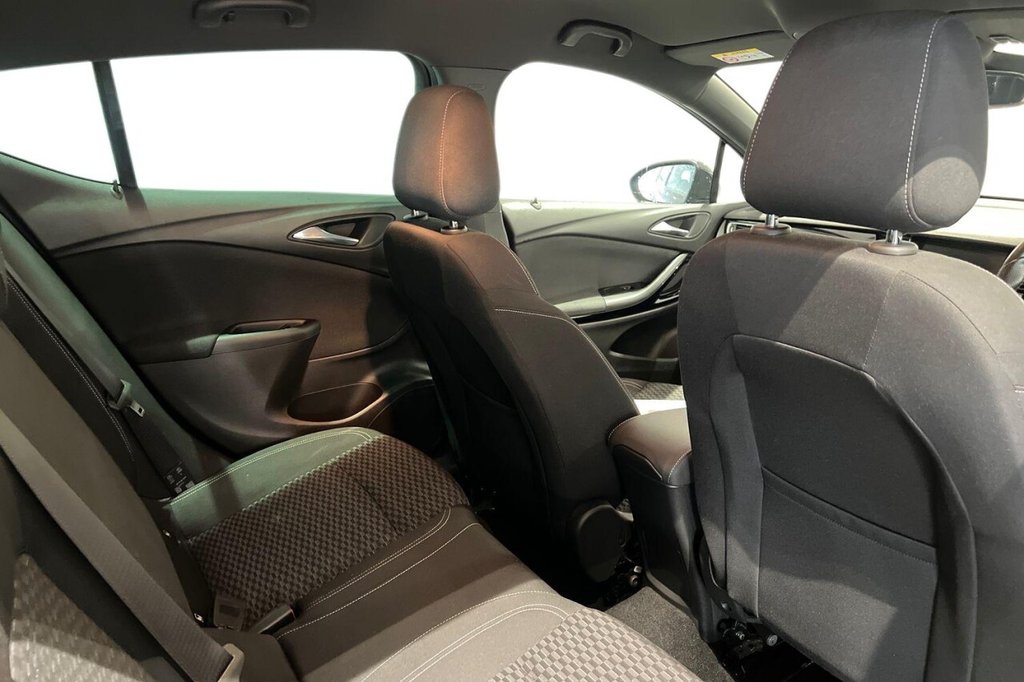 Used Vauxhall Astra 2018 for sale - 76582314: Photo 10