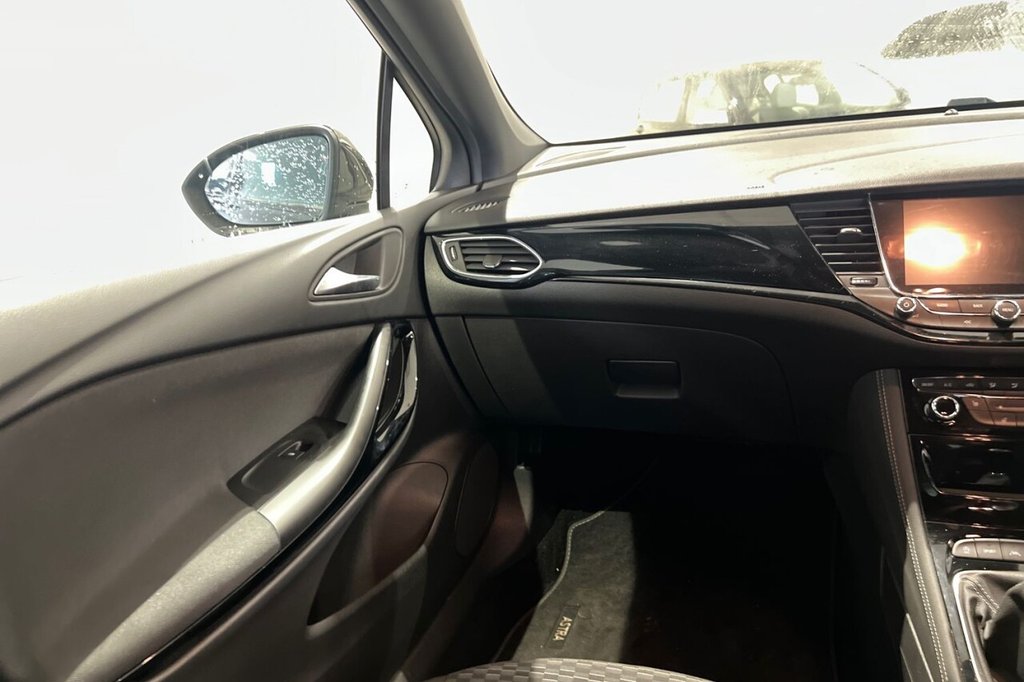 Used Vauxhall Astra 2018 for sale - 76582314: Photo 17