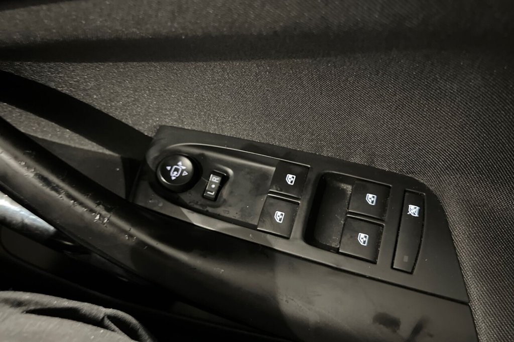 Used Vauxhall Astra 2018 for sale - 76582314: Photo 34