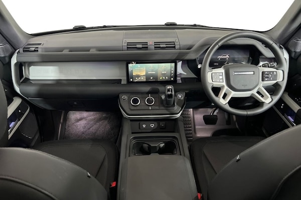 Used Land Rover Defender 2024 for sale - 76118705: Photo 12