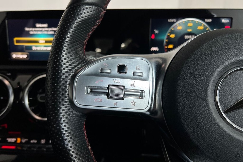 Used Mercedes-Benz A-Class 2018 for sale - 76385865: Photo 17