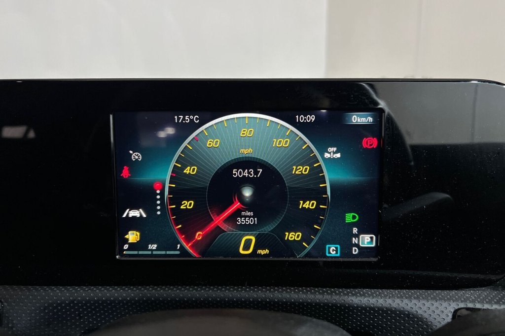 Used Mercedes-Benz A-Class 2018 for sale - 76527229: Photo 15