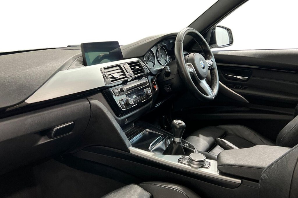 Used BMW 3 Series 2019 for sale - 77301811: Photo 11