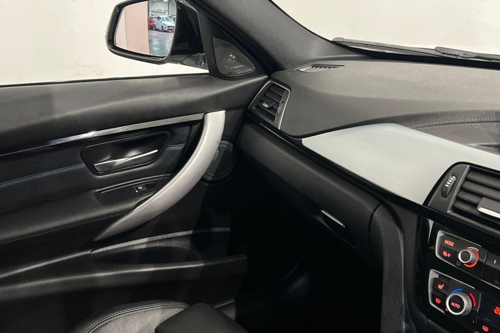 Used BMW 3 Series 2019 for sale - 77301811: Photo 35