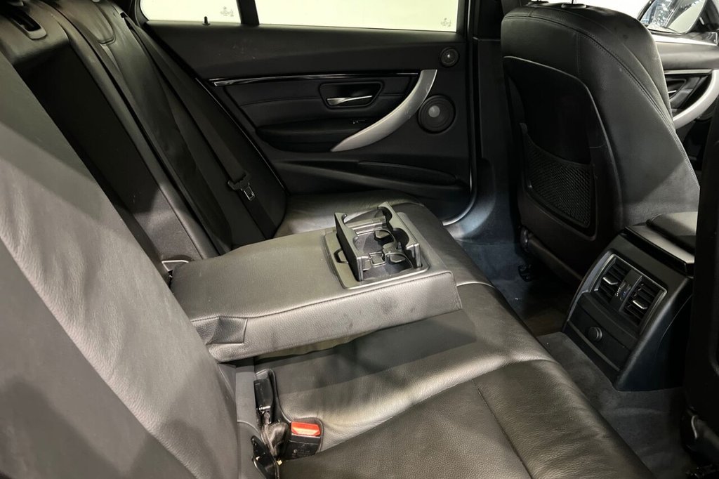 Used BMW 3 Series 2019 for sale - 77301811: Photo 44