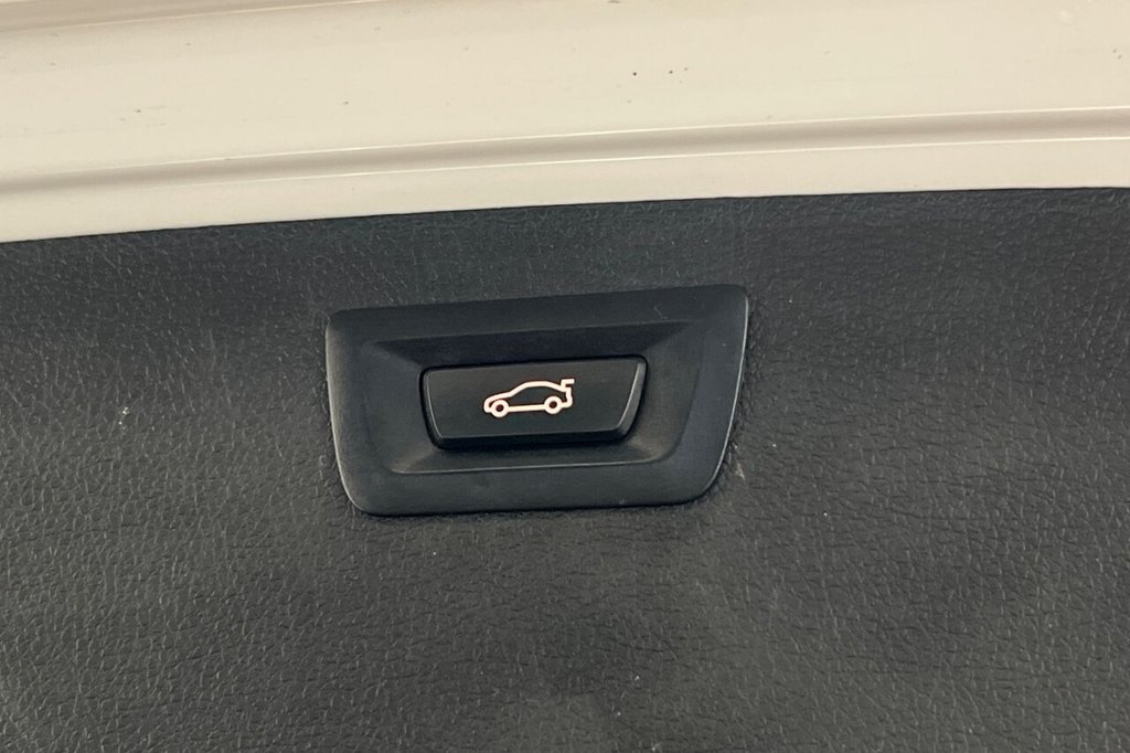 Used BMW 3 Series 2019 for sale - 77301811: Photo 47