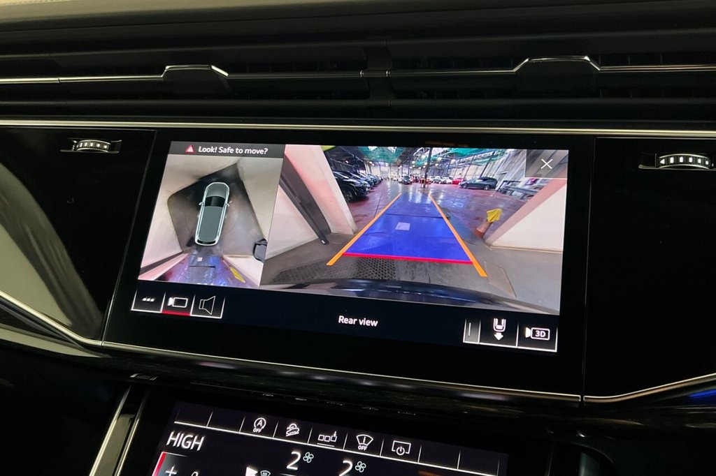 Used Audi Q7 2020 for sale - 77995271: Photo 34