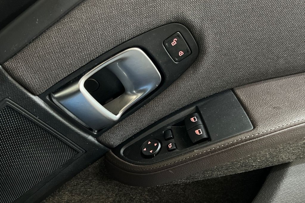 Used BMW i3 2022 for sale - 76999251: Photo 37