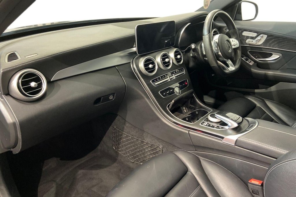 Used Mercedes-Benz C Class 2020 for sale - 76345203: Photo 11