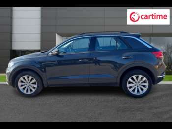 Used Volkswagen T-Roc 2020 for sale - 74065421: Photo