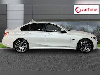 Used BMW 3 Series 2021 for sale - 75896226: Photo