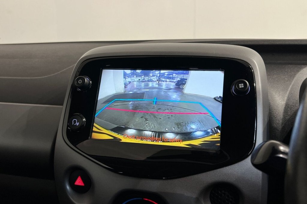 Used Toyota AYGO 2020 for sale - 76546977: Photo 30