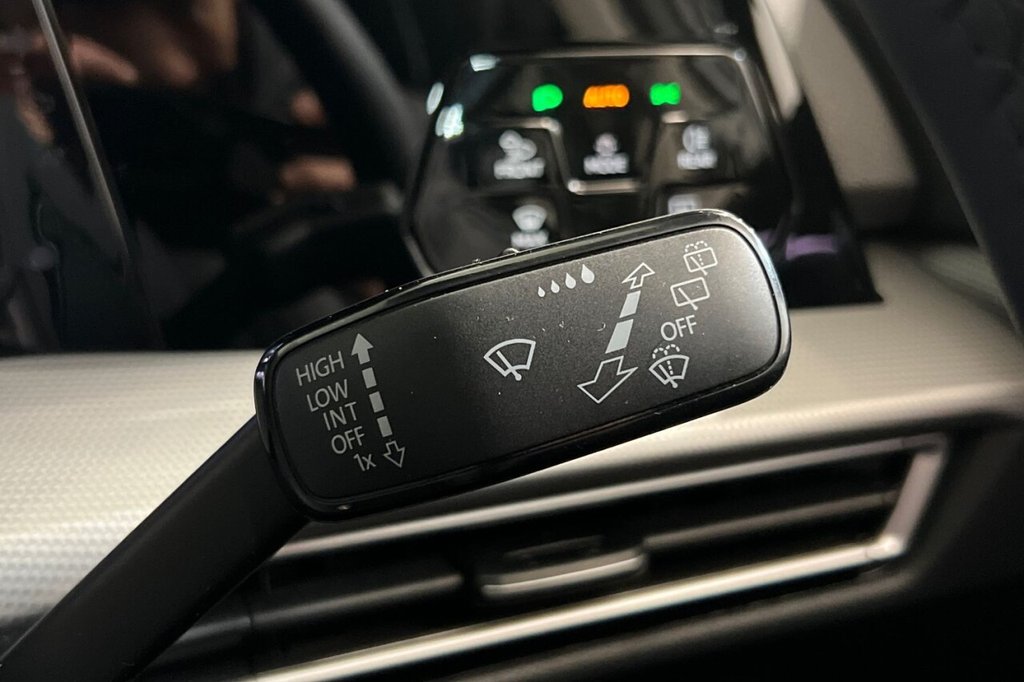 Used Volkswagen Golf 2024 for sale - 77139556: Photo 27