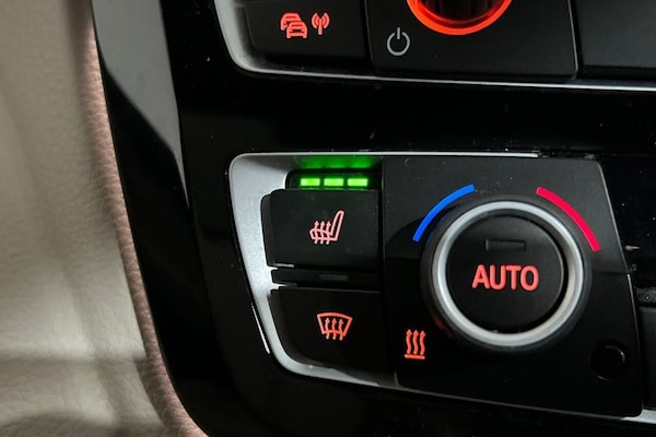 Used BMW 3 Series 2017 for sale - 76080380: Photo 22