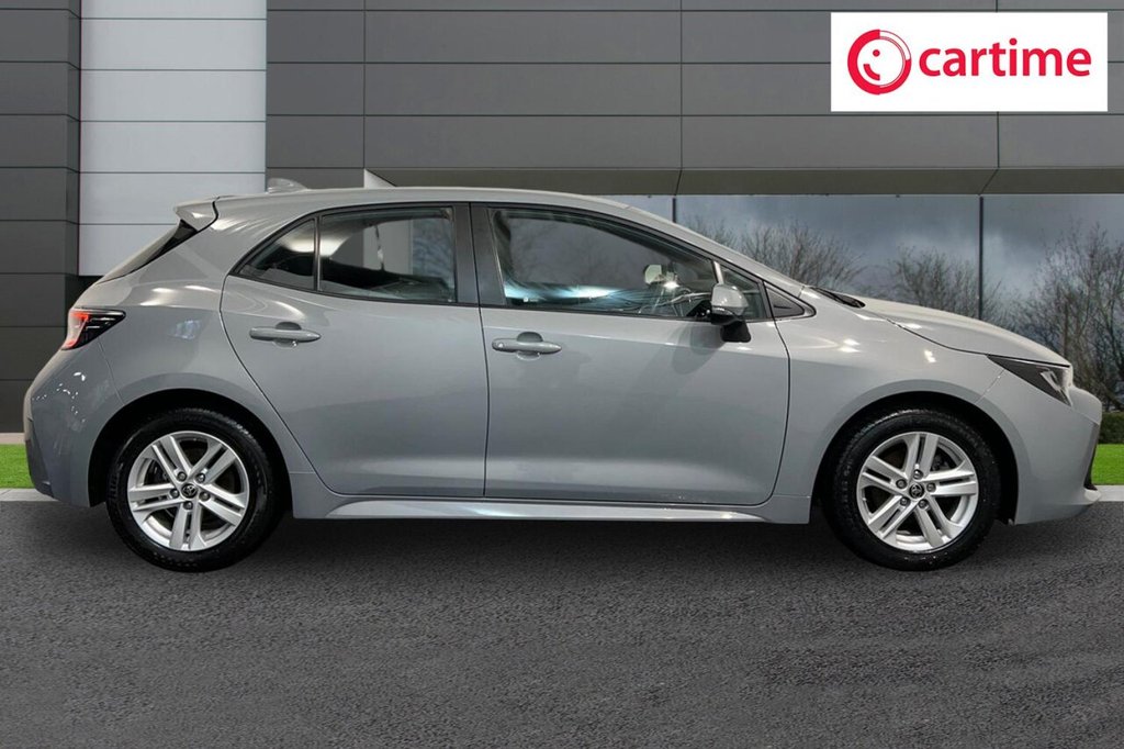 Used Toyota Corolla 2023 for sale - 77212122: Photo 2